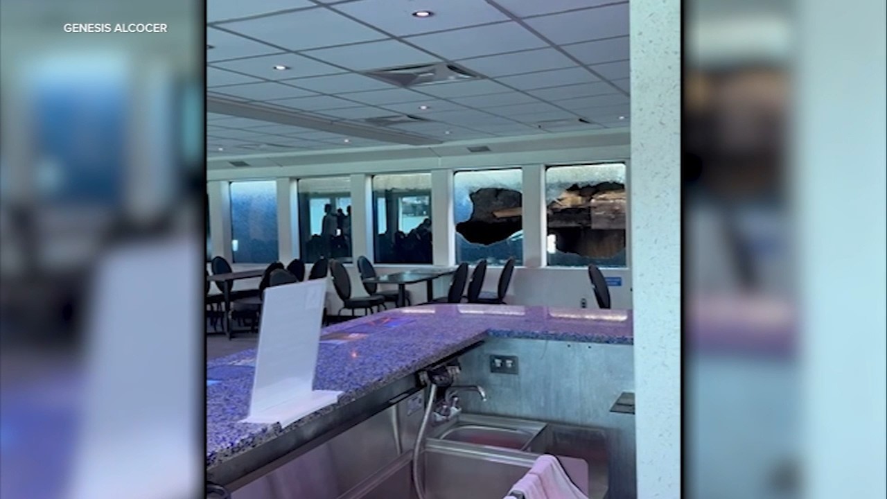 Alcatraz City Cruises ferry slams into SF’s Pier 31, shattering passenger windows Alcatraz City Cruises ferry slams into SF’s Pier 31, shattering passenger windows