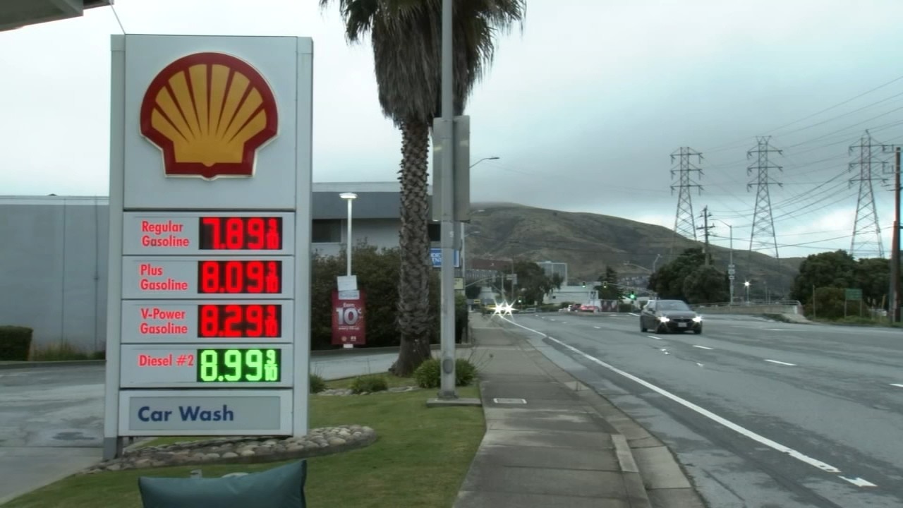 Drivers frustrated as some Bay Area gas prices reach nearly a gallon Drivers frustrated as some Bay Area gas prices reach nearly a gallon