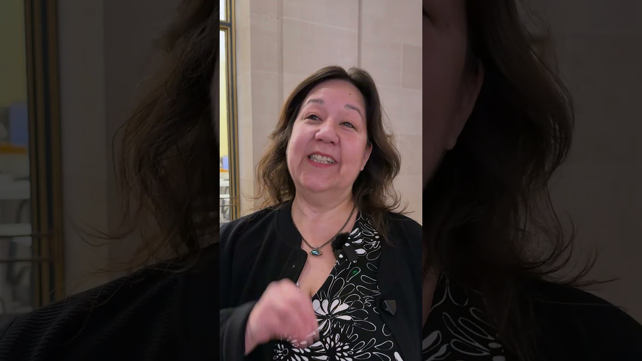Expert Advice on Pulling Off a Small Intimate City Hall Wedding Expert Advice on Pulling Off a Small Intimate City Hall Wedding