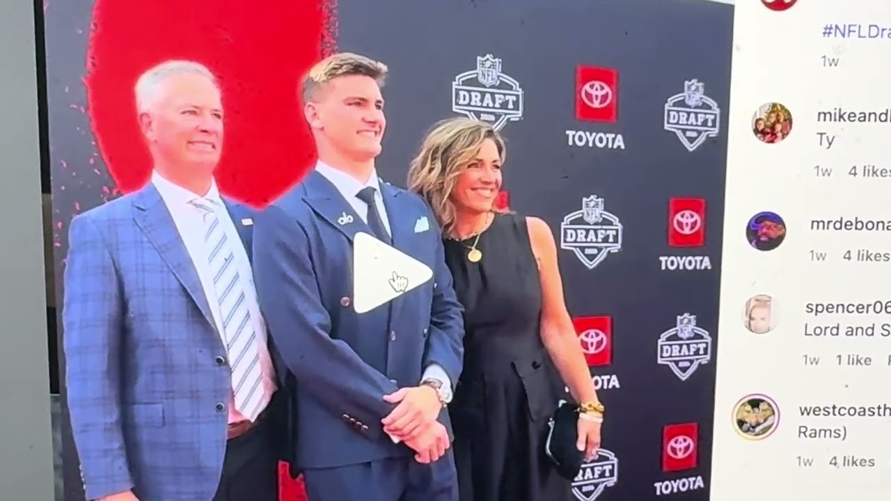 NFL Draft Red Carpet: Ty Simpson Alabama QB With Parents At 2025 NFL Draft Red Carpet Pittsburgh NFL Draft Red Carpet: Ty Simpson Alabama QB With Parents At 2025 NFL Draft Red Carpet Pittsburgh