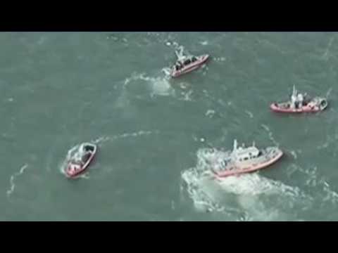 1 dead, 1 missing, 17 rescued after boat fire near Alcatraz off San Francisco 1 dead, 1 missing, 17 rescued after boat fire near Alcatraz off San Francisco