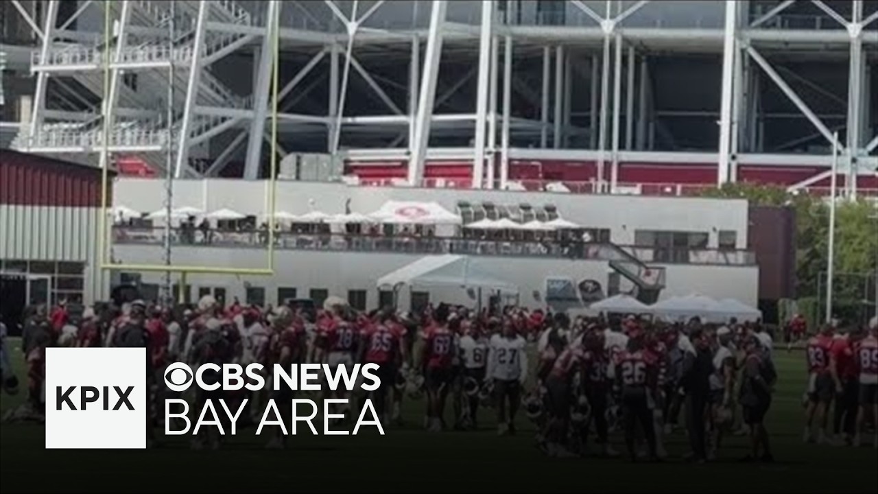 49ers begin training camp days in front of eager fans 49ers begin training camp days in front of eager fans