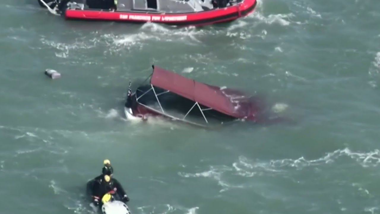 Search continues after boat capsizes, killing at least one in San Francisco Bay Search continues after boat capsizes, killing at least one in San Francisco Bay