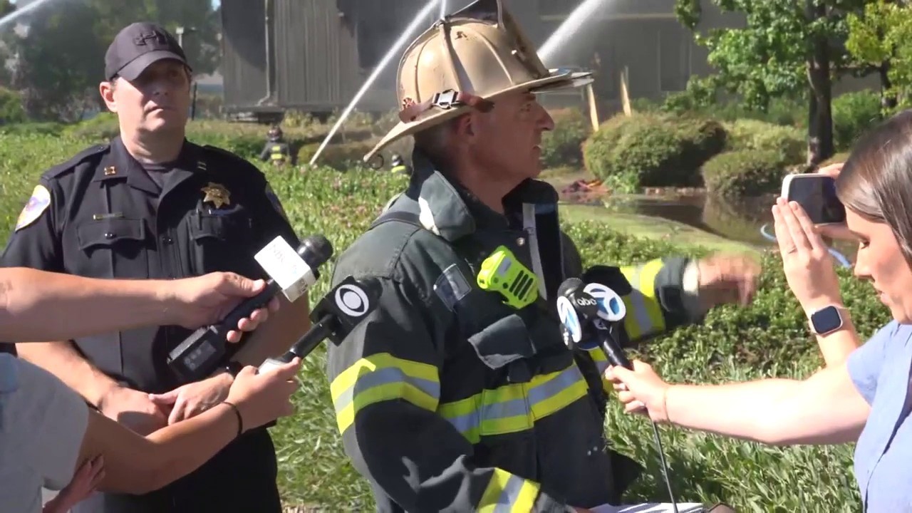 Live aerials over Foster City condo damaged by fire | KTVU